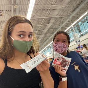 Meet your Posher, Lillian